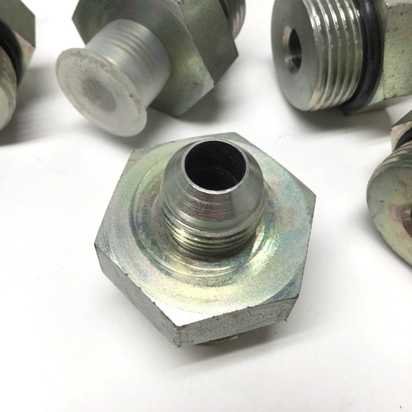 New – Open box Lot of 7 6400-08-16 Hydraulic Male Adapter Fitting 1/2" JIC 37° Flare x 1" ORB
