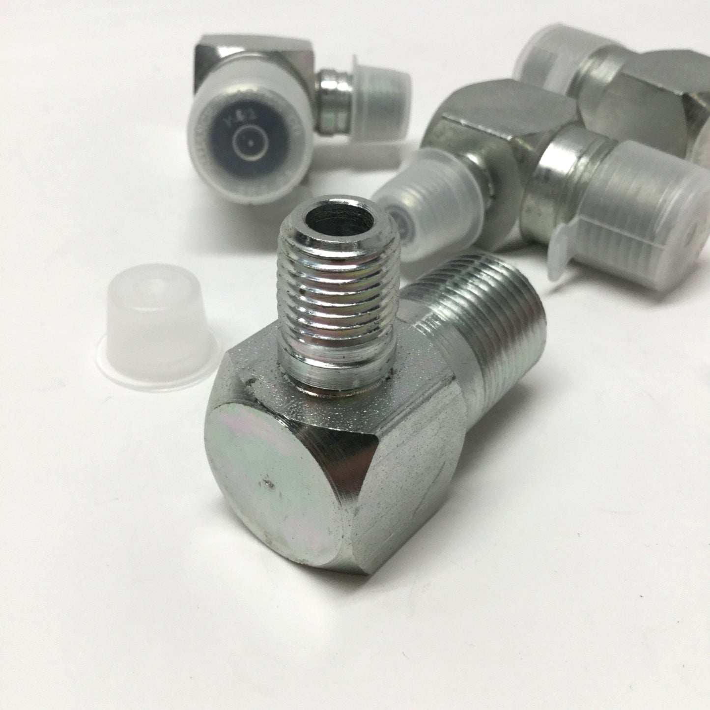 New – Open box Lot of 4 5500-08-04 Hydraulic Pipe Fitting 90° Elbow 1/2" x 1/4" NPT Male