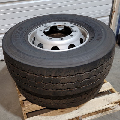 New other (see details) Lot Of 2 Bridgestone M870 All Position Radial Tire On Rim 315/80R22.5 *Takeoffs*