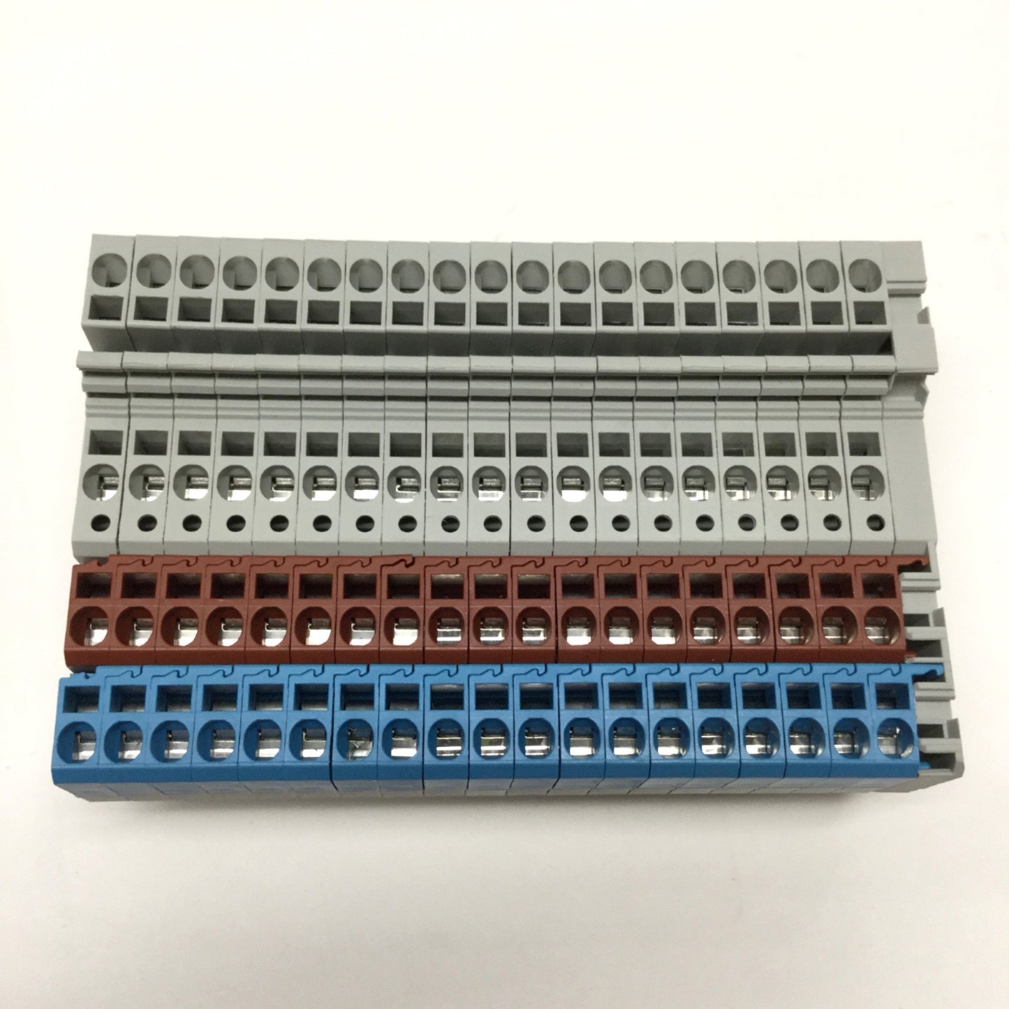 Used Lot of 19 Allen-Bradley 1492-LS2-3 Sensor Terminal Blocks, 3-Conductor, 300V 10A