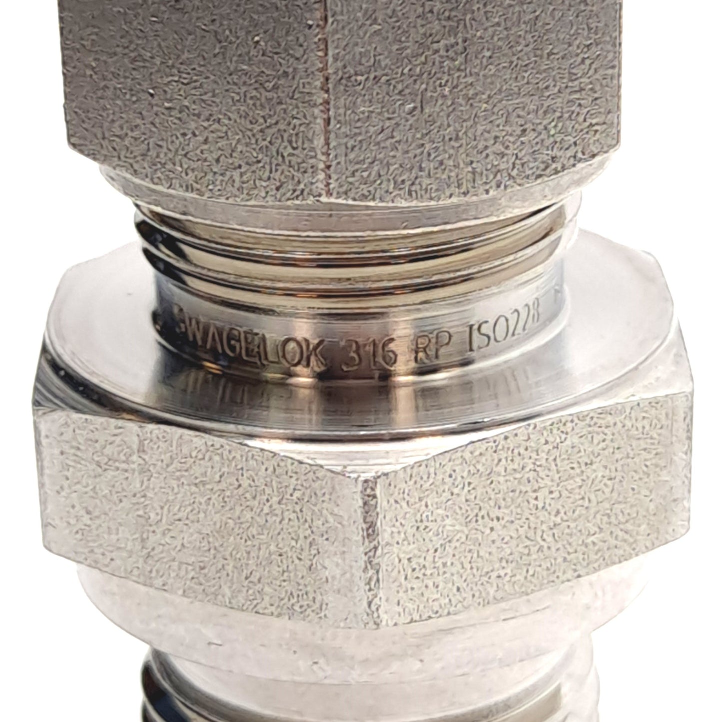 New – Open box Swagelok SS-12M0-1-8RP Tube Fitting, 12mm Tube, 1/2" Male ISO 228, 7700psig