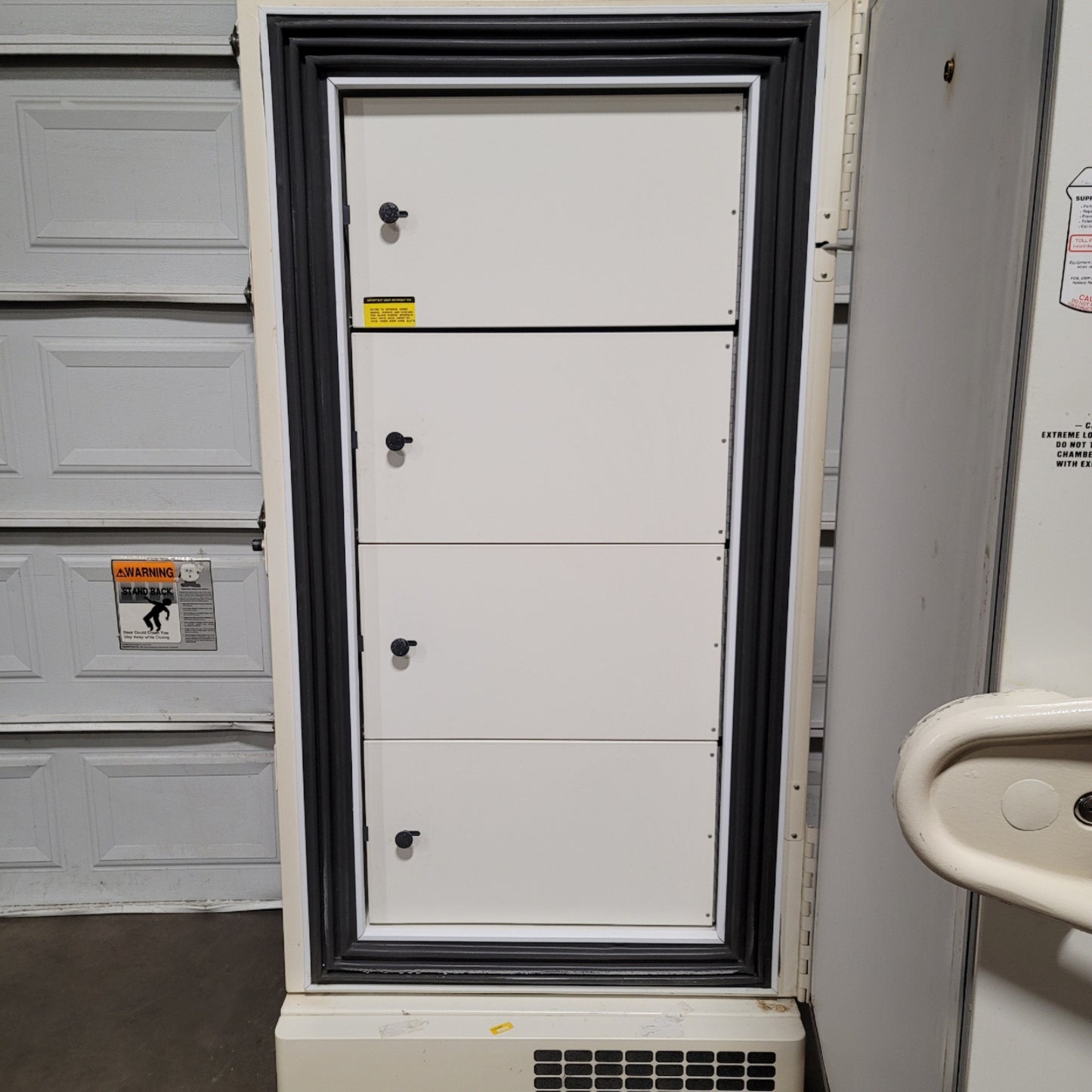 Used VWR 5603 Ultra Low Temperature Freezer 13cu.ft., -50°C To -86°C, 120VAC 16A