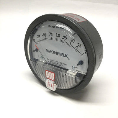 Used Dwyer 2002 Magnehelic Differential Pressure Gauge, 0-2" Inches of Water, 1/8"NPT