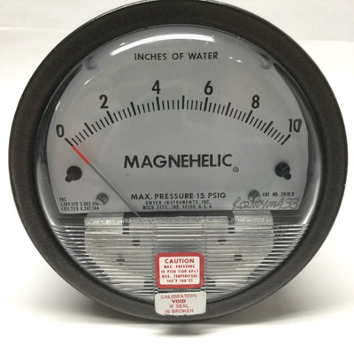 Used Dwyer 2010C Magnehelic Differential Pressure Gauge, 0-10" of Water, 15psi, ⅛"NPT