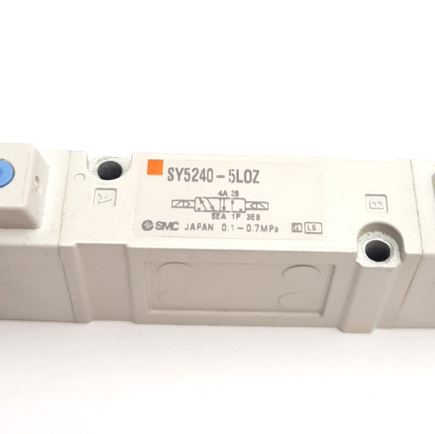 Used SMC SY5240-5LOZ Solenoid Valve, 2-Pos Double, 0.1-0.7MPa, 24VDC Coil