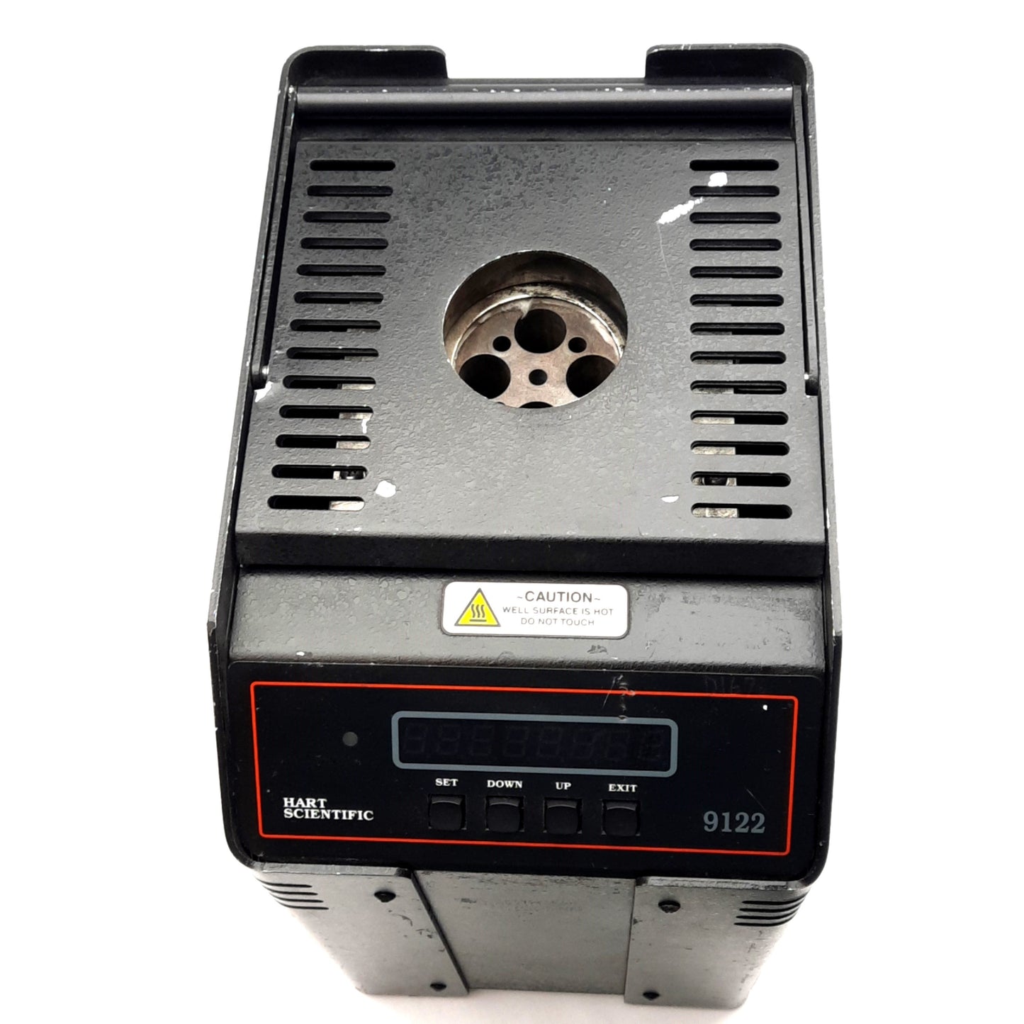 Used Hart Scientific 9122 Dry-Well Calibrator 35-600°C, (4x) ø3/4in Test Wells 115VAC
