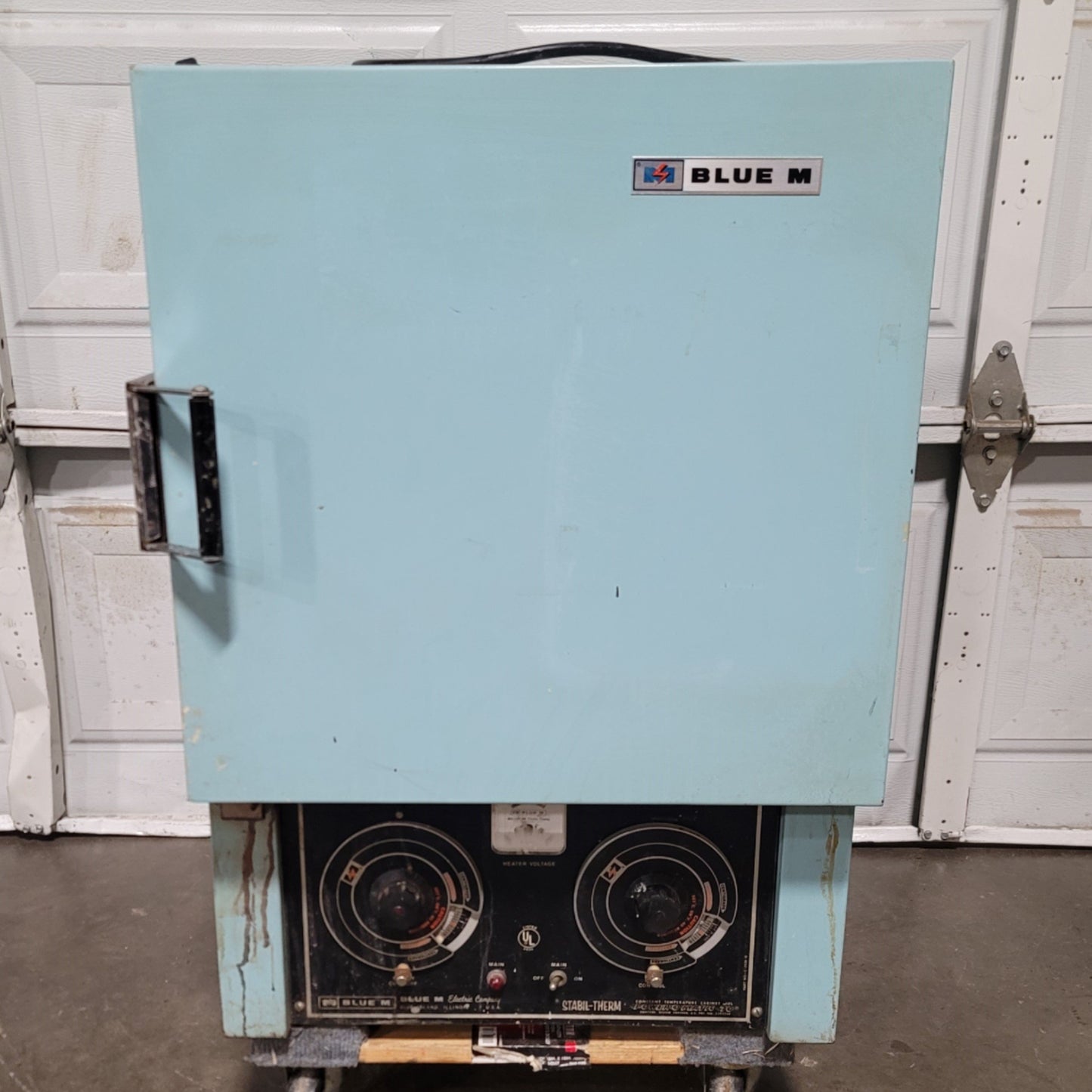 Used Blue M OV-472A-2 Stabil-Therm Mechanical Convection Oven 1CuFt, 36-260°C, 120VAC