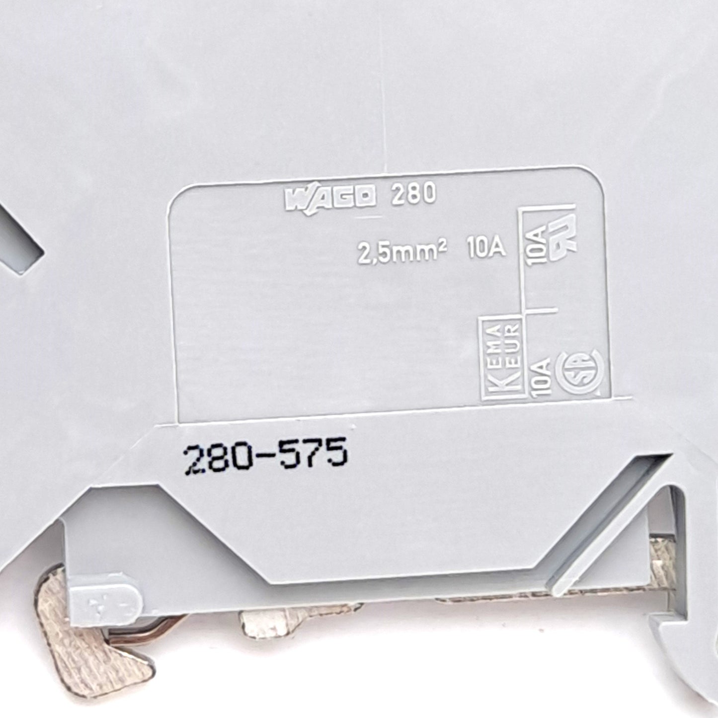 New – Open box Lot of 6 Wago 280-575 3-Conductor Terminal Block w/ Ground Contact, 125V 5A