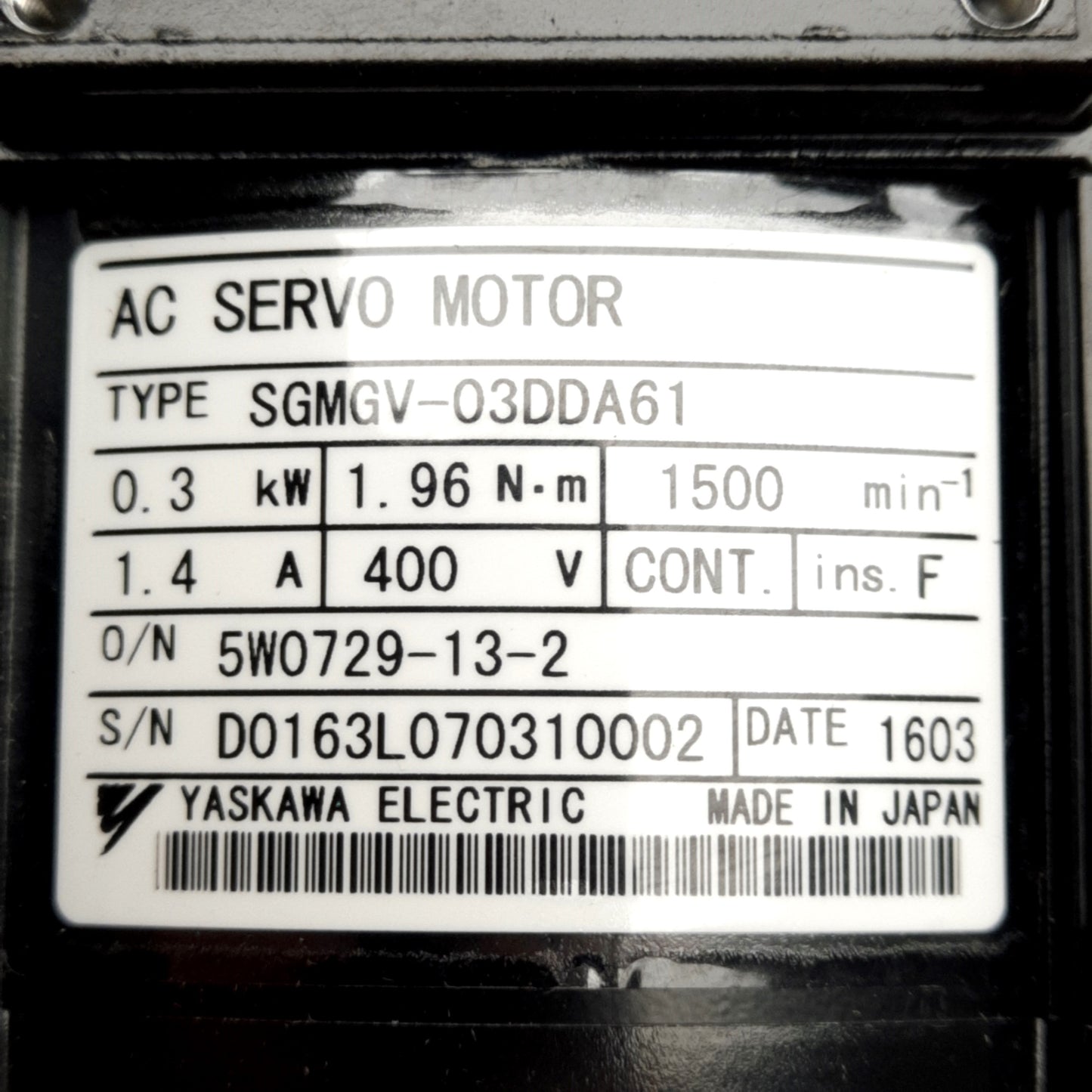 New Yaskawa SGMGV-03DDA61 Servo Motor, 400VAC 1.4A, 300W, 20-bit Incremental Encoder