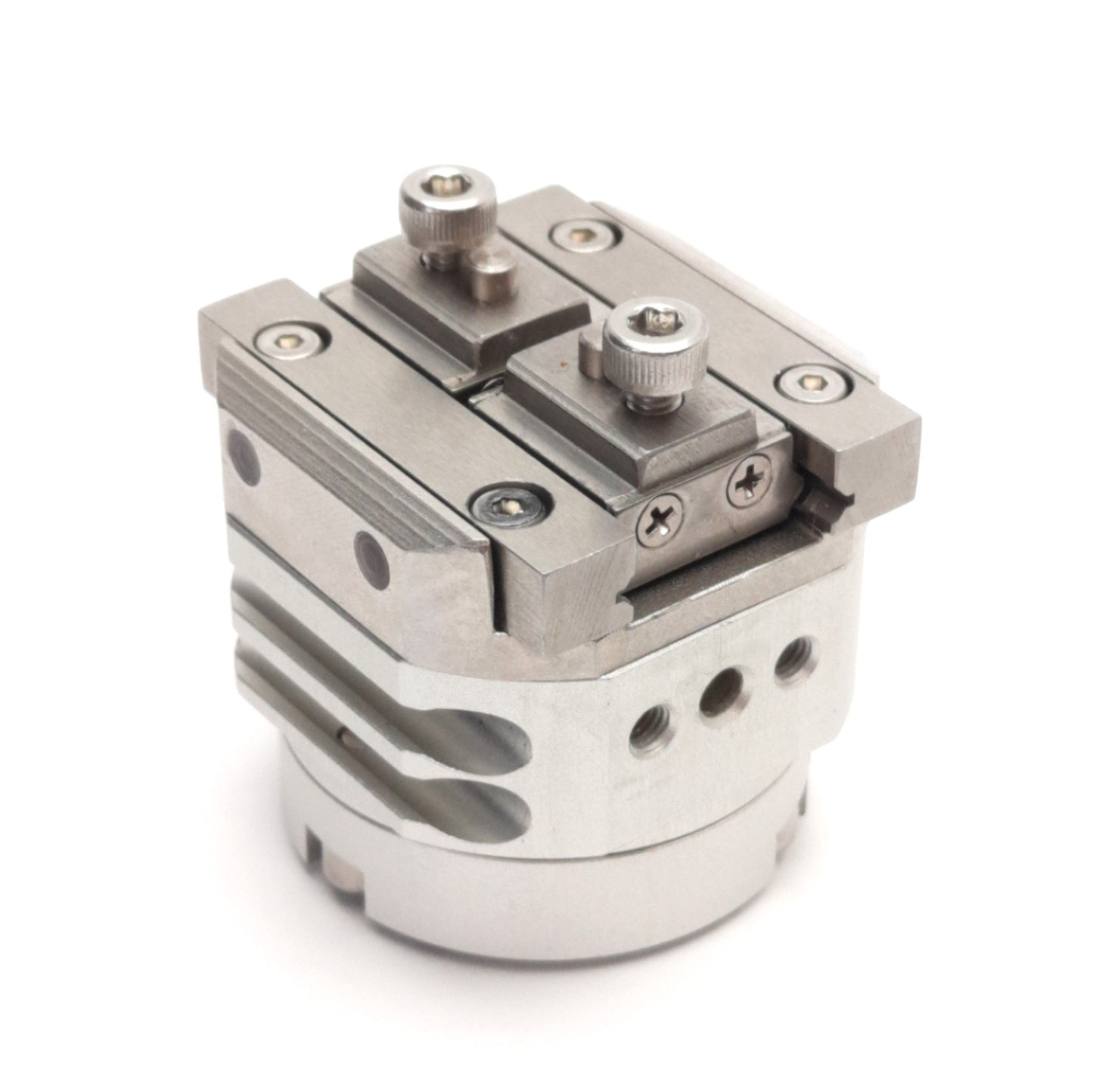 Used SMC MDHR2C-10E Rotary Gripper 6mm Stroke, 12N Grip, M3 Ports, 0.2-0.6MPa