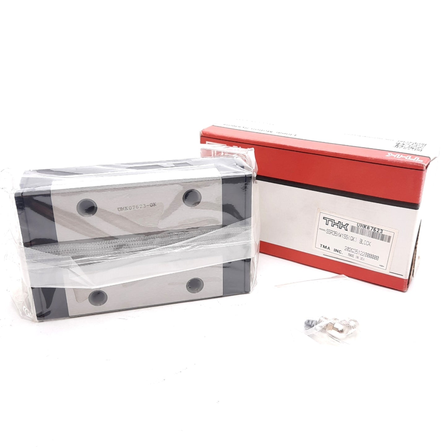 New THK SSR35XW1SS Linear Guide Block, 110.9x70x36.5mm, M8 Mounting Holes, 64.6kN