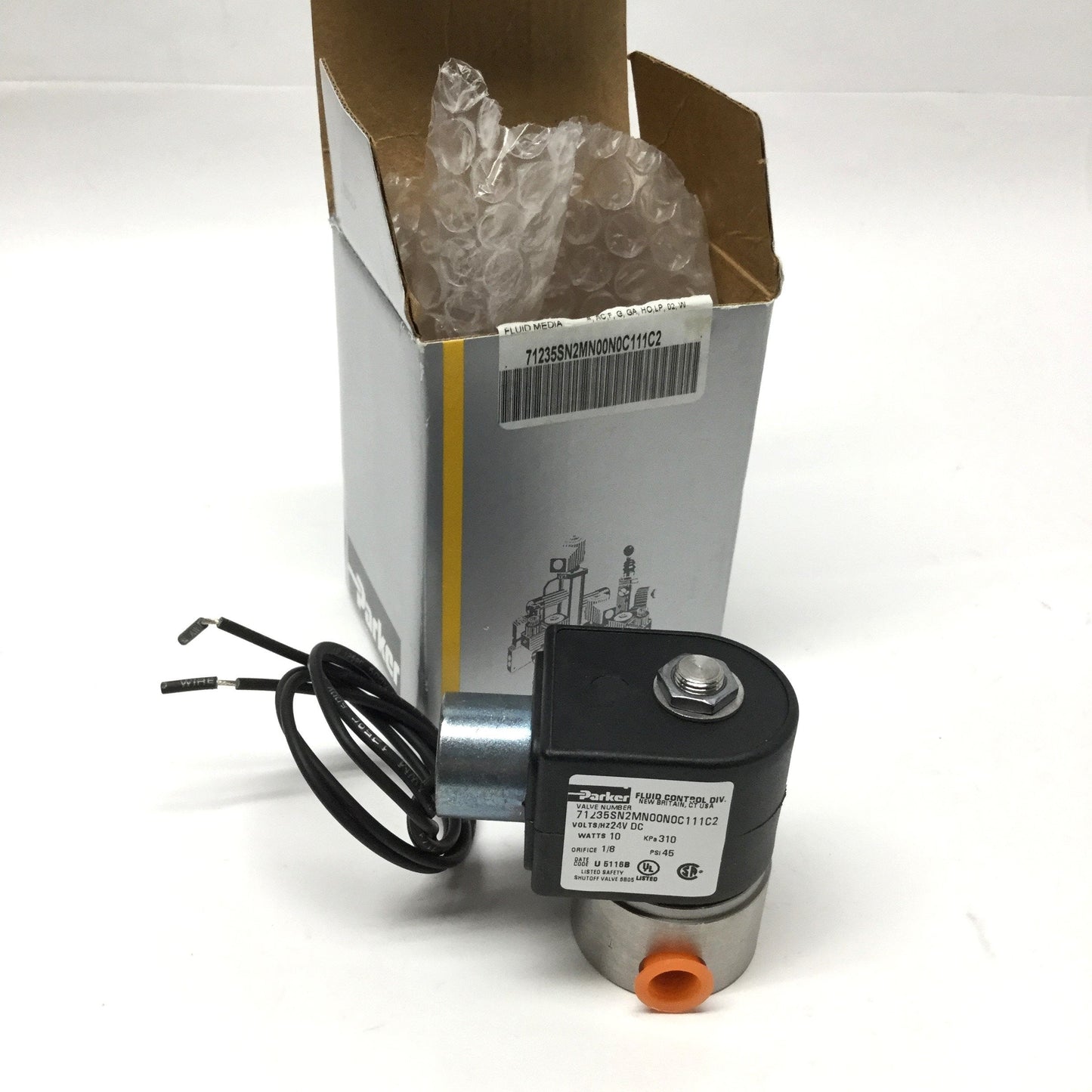 New – Open box Parker 71235SN2MN00N0C111C2 2-Way SS Solenoid Valve, 24VDC Coil, 1/4" NPT, 45psi