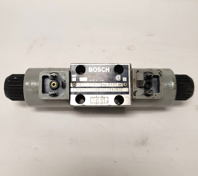 Used Bosch 9810231431 Hydraulic Direction Control Valve 4600psi 24VDC Coil 3POS 4Way