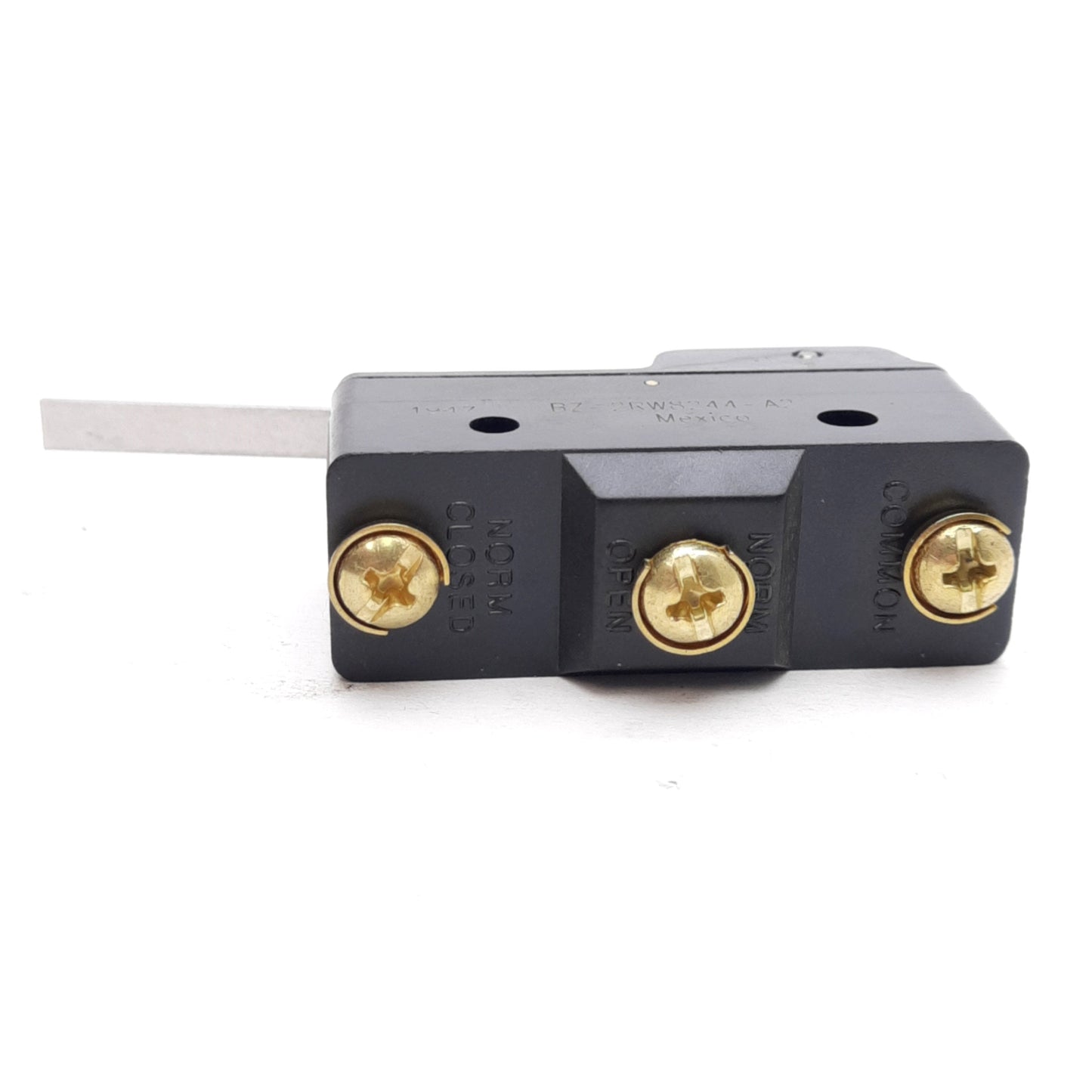 New Lot of 5 Honeywell BZ-2RW8244-A2 Large Basic Switch, Lever, SPDT, 125V 5A