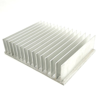 Used Extruded Aluminum Heat Sink, 3 Fins Per Inch, 6.5"L x 5"W x 1.6"H, 8-32 Threads