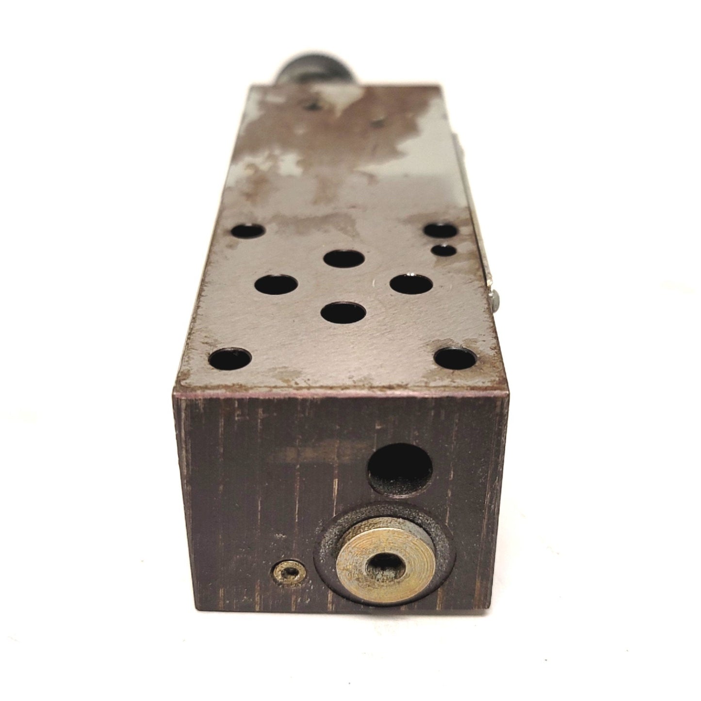 Used Parker RM2PT17KV RM Series Hydraulic Relief Valve 5000psi Max, NFPA D03, 14GPM