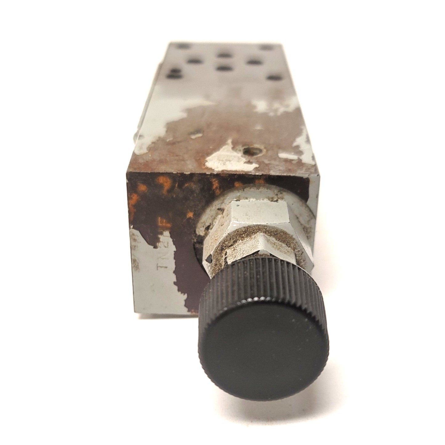 Used Parker RM2PT17KV RM Series Hydraulic Relief Valve 5000psi Max, NFPA D03, 14GPM