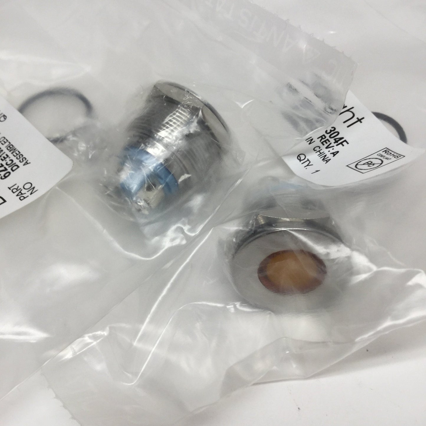 New Lot of 2 Dialight 622-1301-304F LED Panel Mount Indicators, Yellow, 22mm, 3VDC