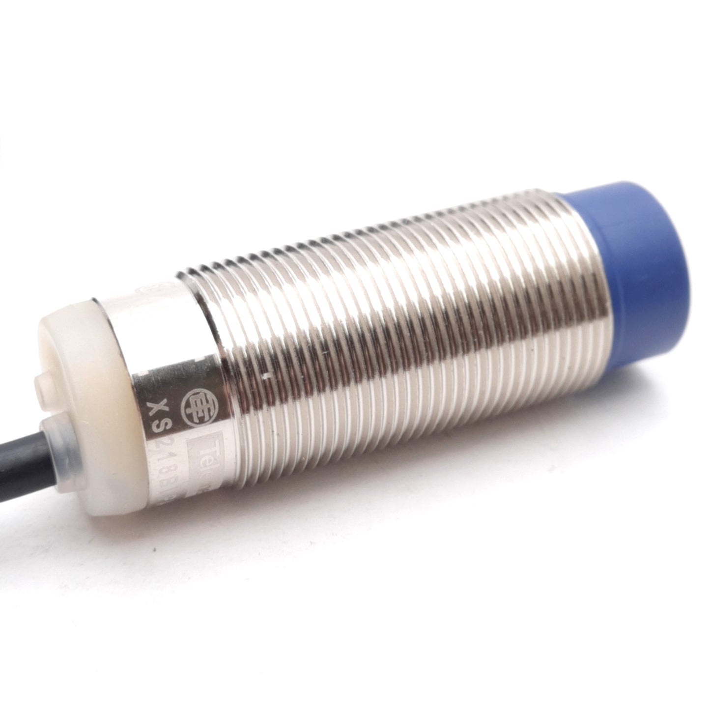 New Telemecanique XS218BLPAL2 Inductive Proximity Sensor 12-24VDC, PNP NO, 8mm Range