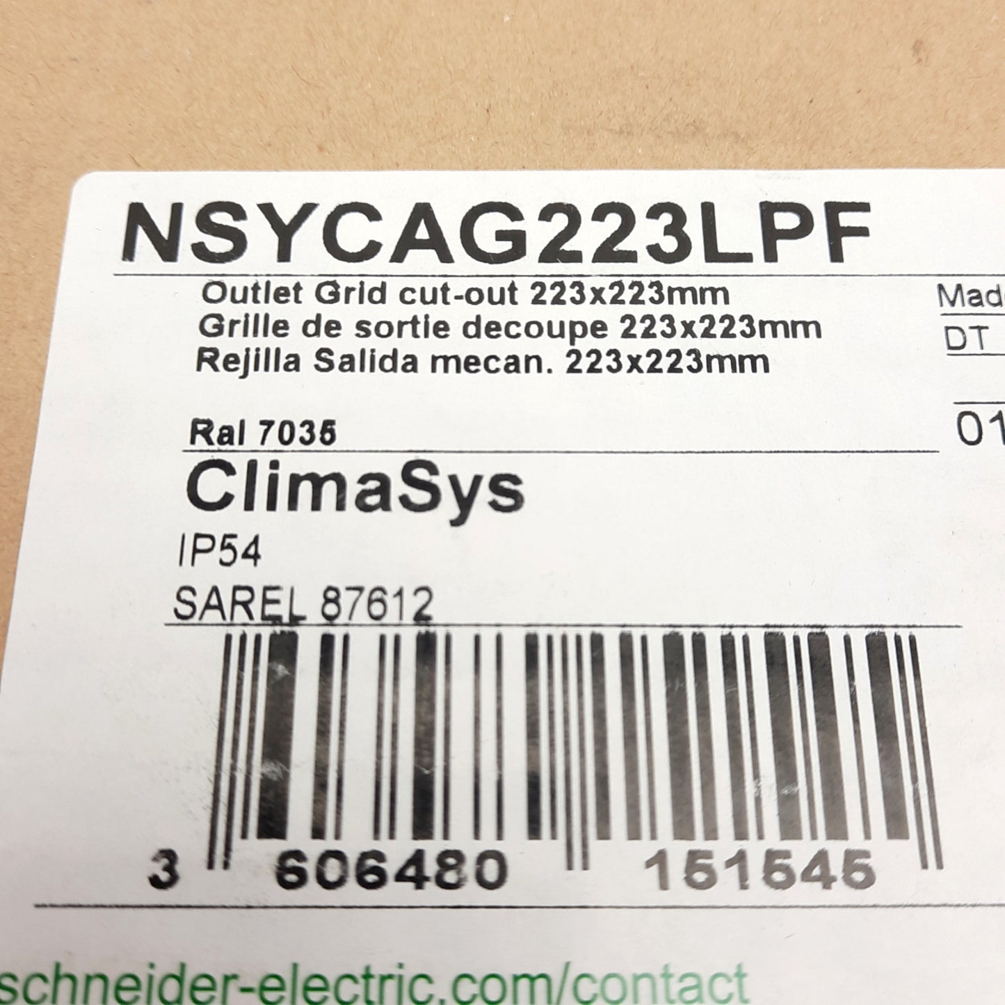 New Schneider Electric NSYCAG223LPF ClimaSys Outlet Grille, 223x223mm Cut-Out