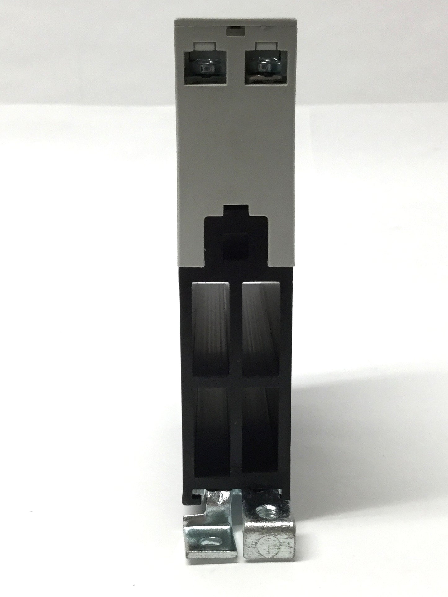 Used Carlo Gavazzi RJ1A60D30U Solid State Relay SSR 4-32VDC Control, 600VAC 30A Load