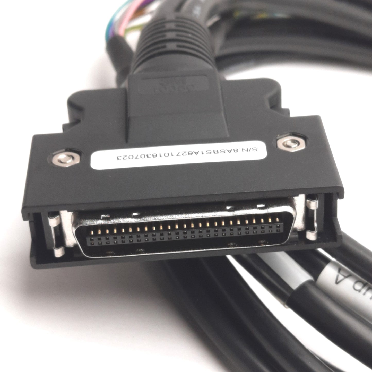 New Schneider Electric VW3M1C10R10 Lexium LXM26/28 IO PTI Cable 1m, 50-Pin MDR Male