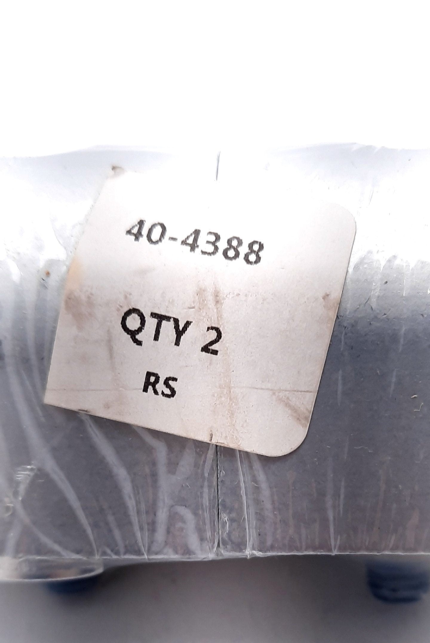 New Lot of 4 80/20 40-4388 Aluminum 90 Degree Structural Pivot Nub 40 Series