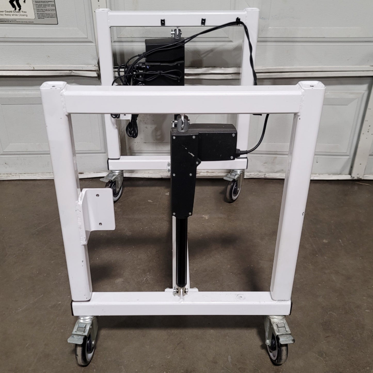 Used LTW E2 Ergonomic Adjustable Height Industrial Machine Base 36"W x 24"D, 12" Lift