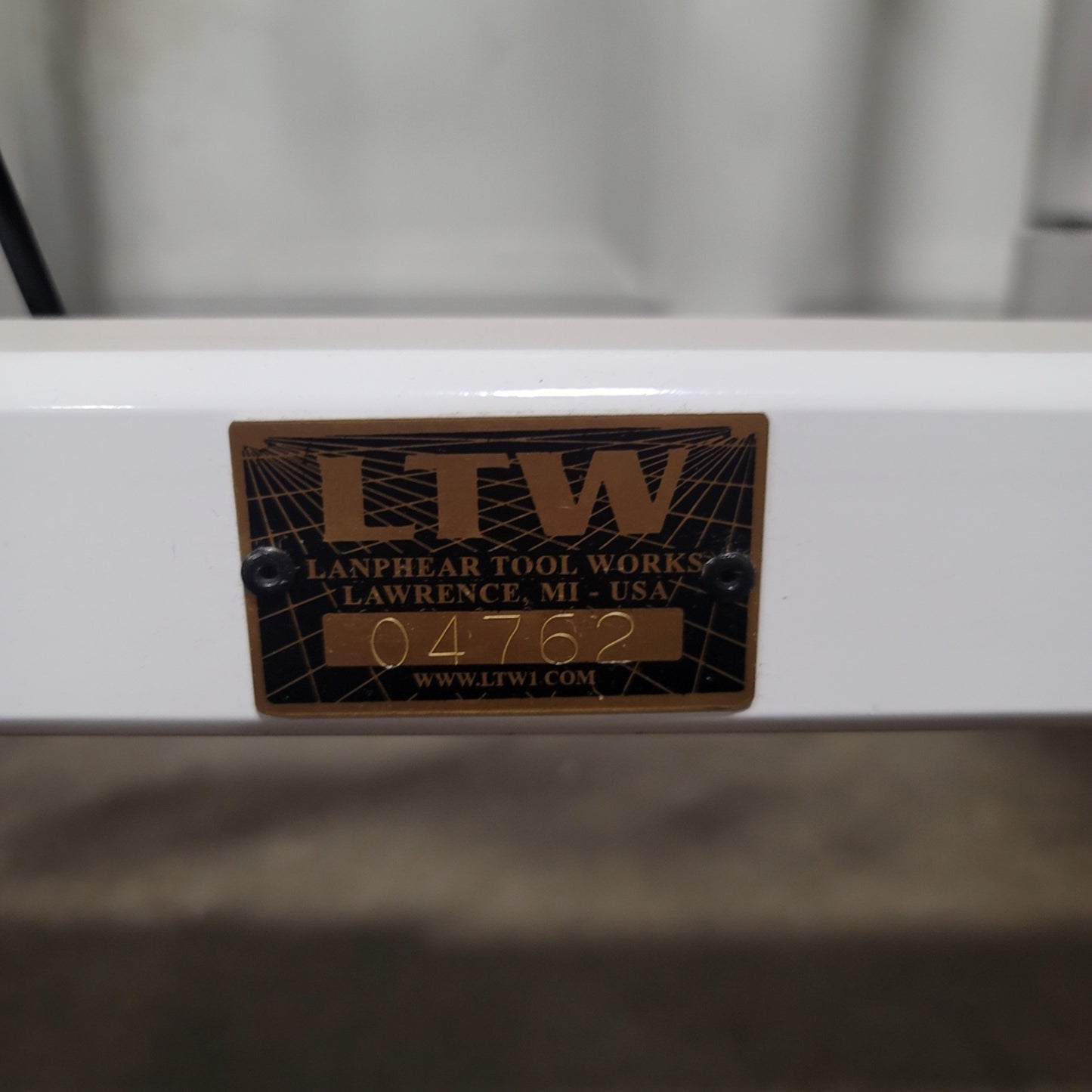 Used LTW E2 Ergonomic Adjustable Height Industrial Machine Base 24"W x 36"D, 12" Lift