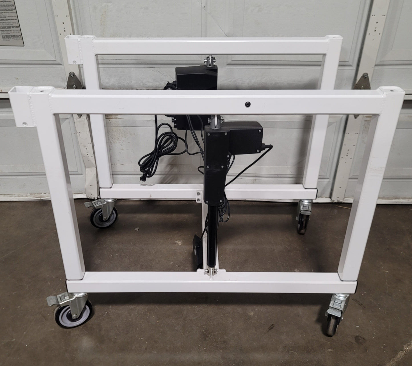 Used LTW E2 Ergonomic Adjustable Height Industrial Machine Base 24"W x 36"D, 12" Lift