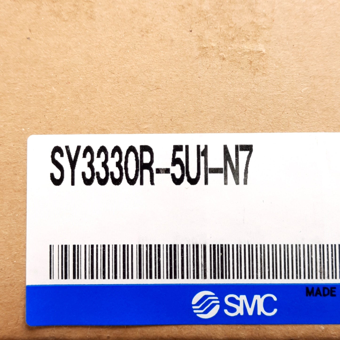 New SMC SY3330R-5U1-N7 Solenoid Valve -100kPa-0.7MPa, ø1/4in One Touch, 24VDC Coil