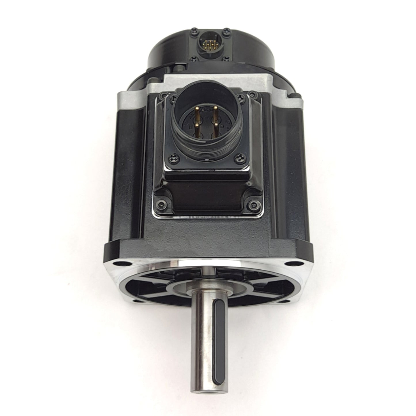 New Omron R88M-1M40020C-S2 AC Servo Motor 400VAC 1.1A 400W, Key/Tap, 23-Bit Encoder