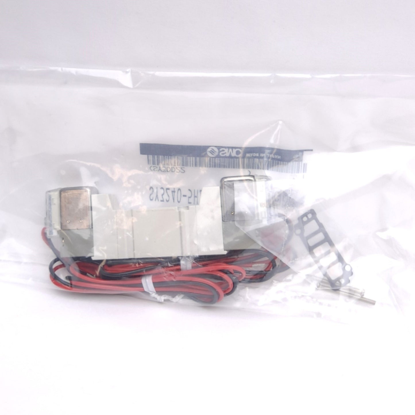 New SMC SY3240-5HZ Solenoid Valve, 2-Position Double, 5-Port, 24VDC, 0.1-0.7MPa