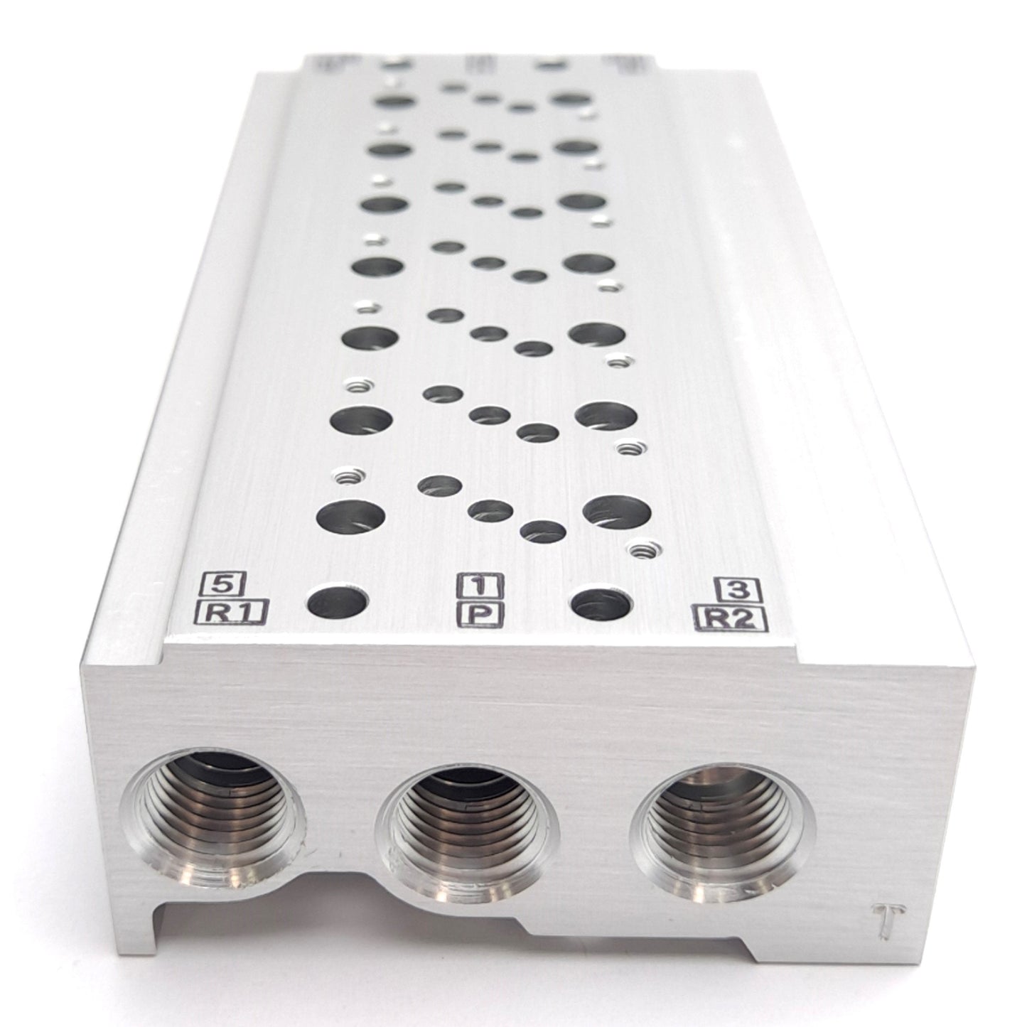 New SMC VV5QZ25-0701TC Base Mounted Manifold, 7-Station, 1/8in NPTF Ports, 0.7MPa