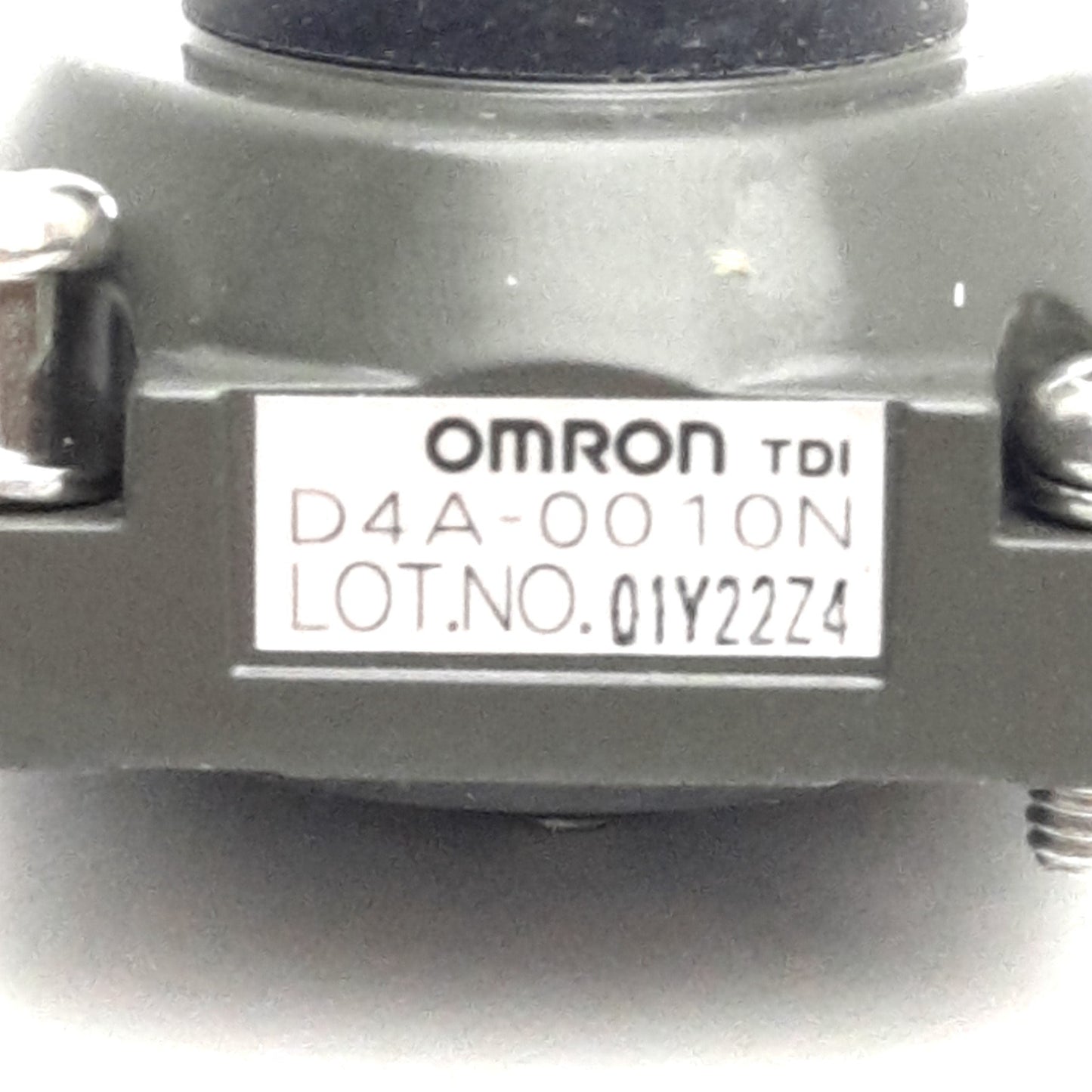New Omron D4A0010N Limit Switch Top Plunger Roller For NEMA 3, 4, 4X, 6P,12 Switches