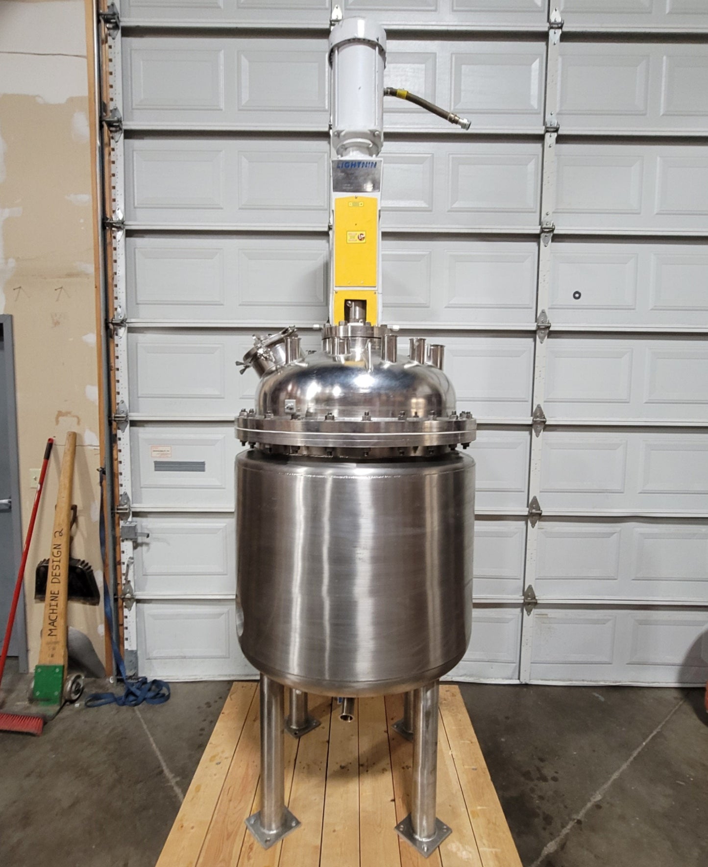 Used Steel-Pro Incorporated RS-101 100 Gallon Reactor Tank With Lightnin X1S500 Mixer