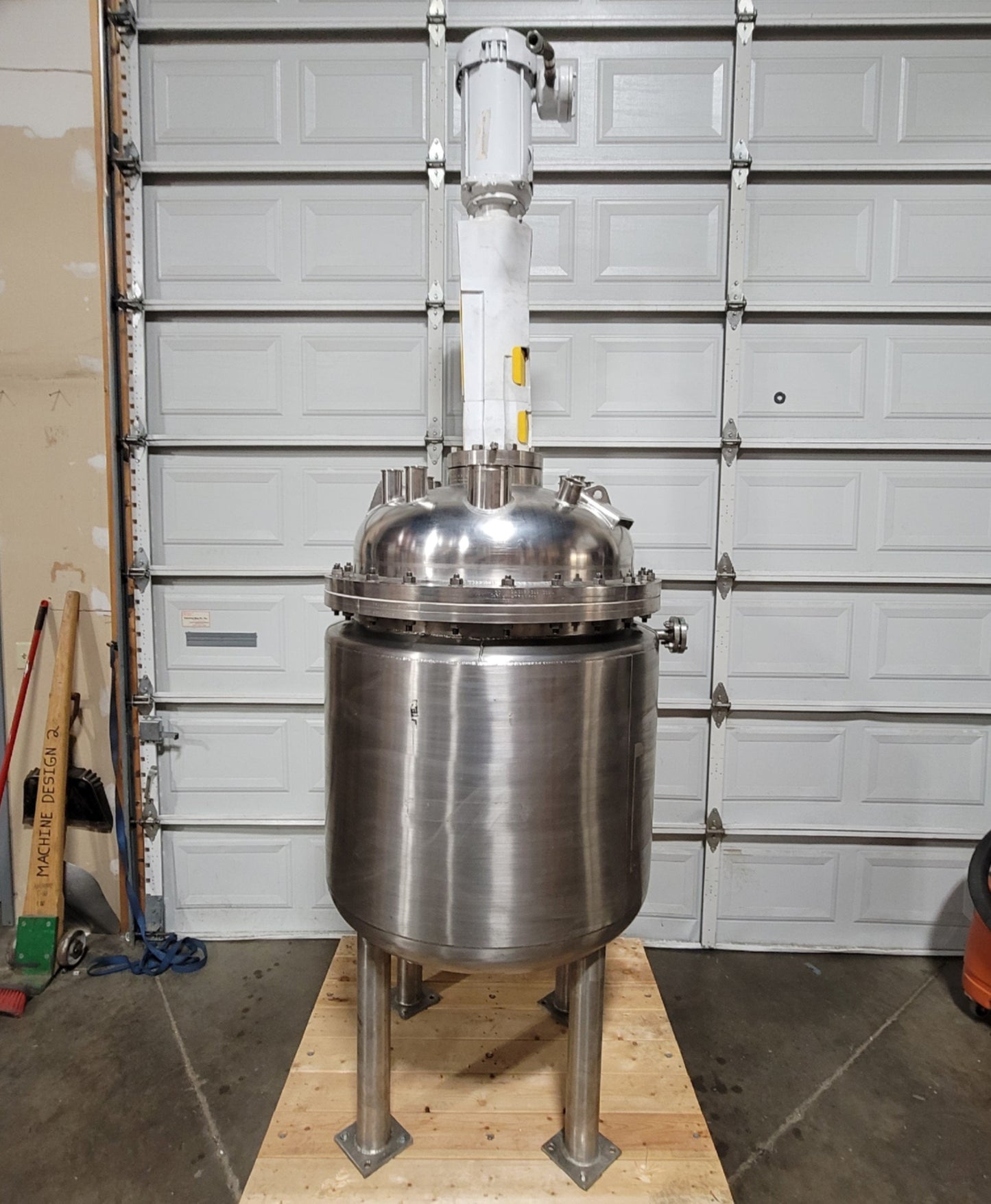 Used Steel-Pro Incorporated RS-101 100 Gallon Reactor Tank With Lightnin X1S500 Mixer
