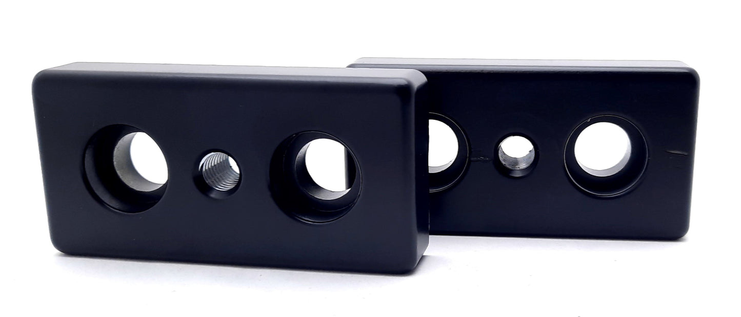 New Lot of 2 80/20 14028 Center Tap Base Plate 45 Series, M10 x 1.50, 90mm x 45mm