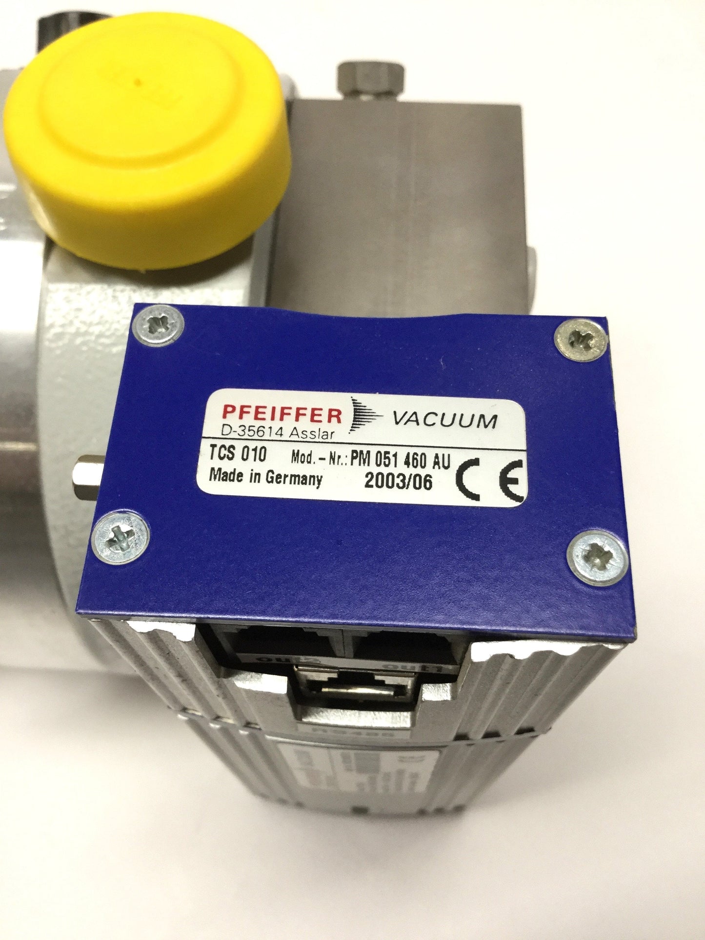 Used Pfeiffer Vacuum THM 262 P Turbomolecular Drag Pump DN100 w/ TC100 Controller