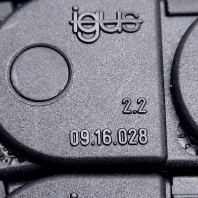 New Igus 09.16.028 Energy Chain 28mm Bending Radius, 16x15mm Inner, 3ft Long