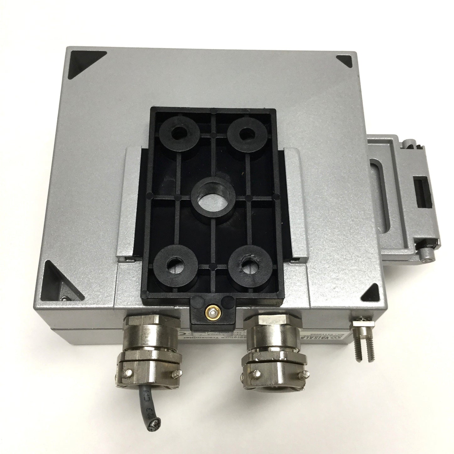 Used Vaisala HMT363 Humidity & Temperature Transmitter, Duct Mount, No Probe