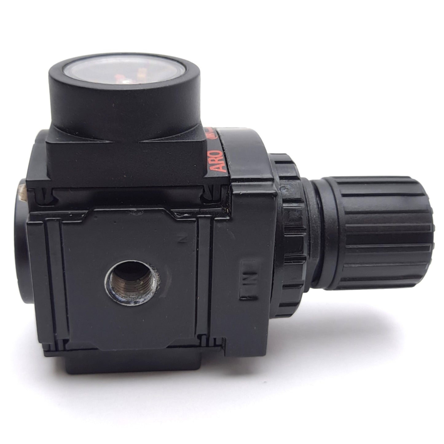 Used Ingersoll Rand ARO R37111-600 Pressure Regulator, 0-140psi Range, 1/8in NPT