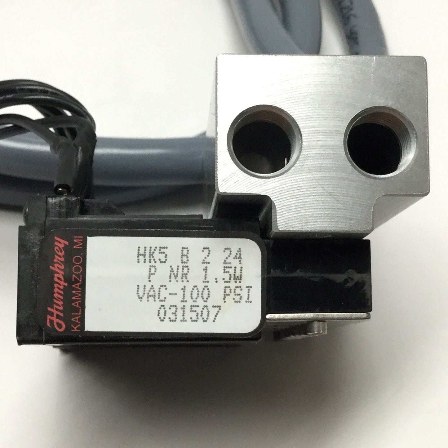 Used Manifold w/4x Humphrey HK5B224PNR Solenoid Valves, 2-Way, 24VDC Coil, VAC-100psi