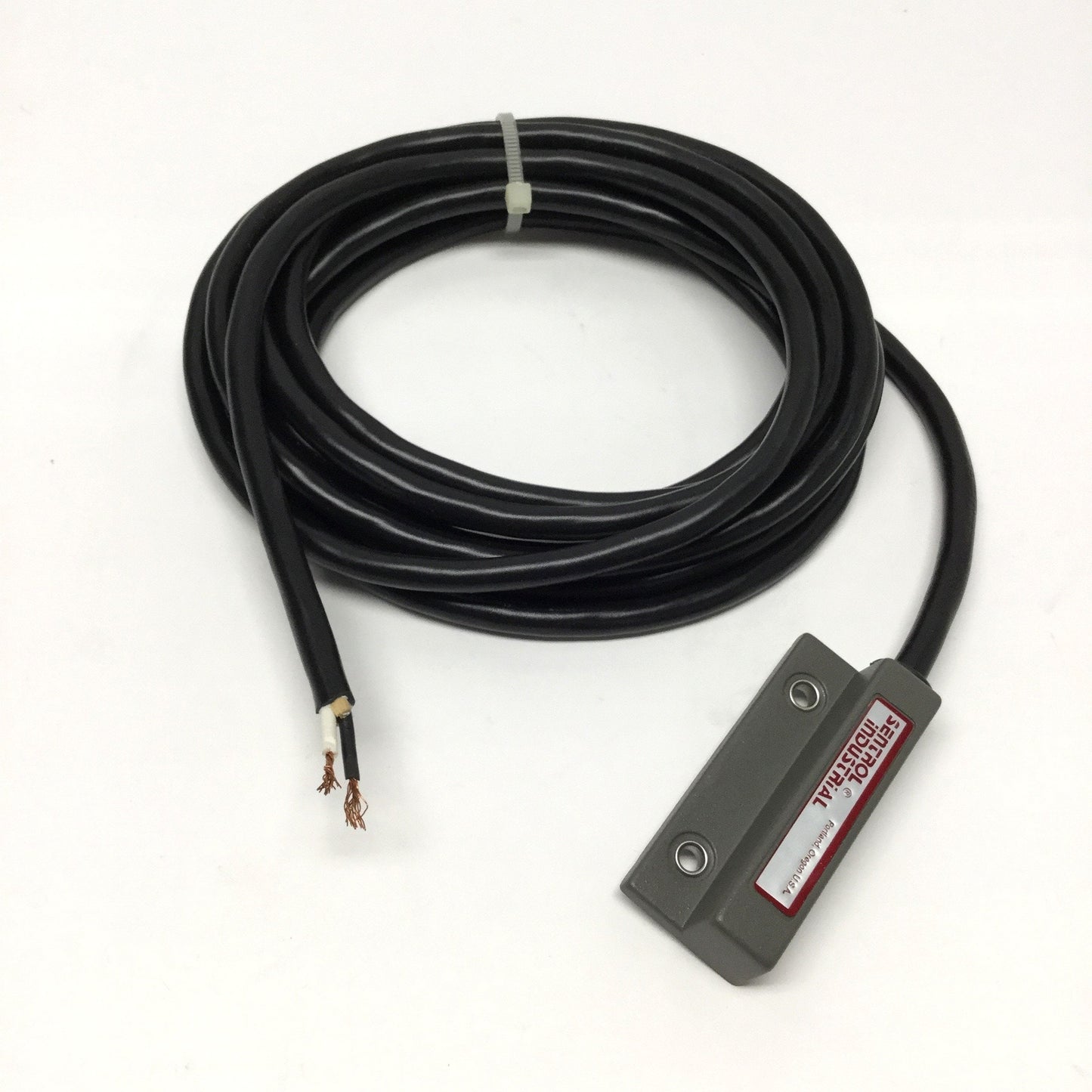 Used Sentrol 151-6Z-12K GuardSwitch Non-Contact Safety Switch 120VAC 1A *No Actuator*