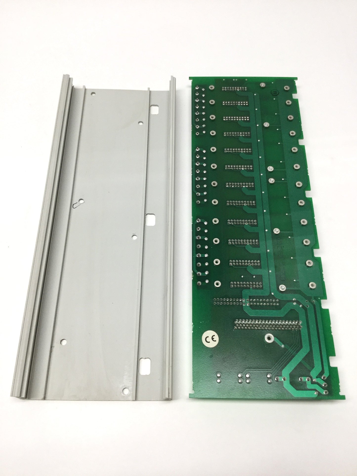 Used Opto 22 SNAP-B12MC Control Board, 12-Module I/O Rack Mount 5VDC w/ Terminals