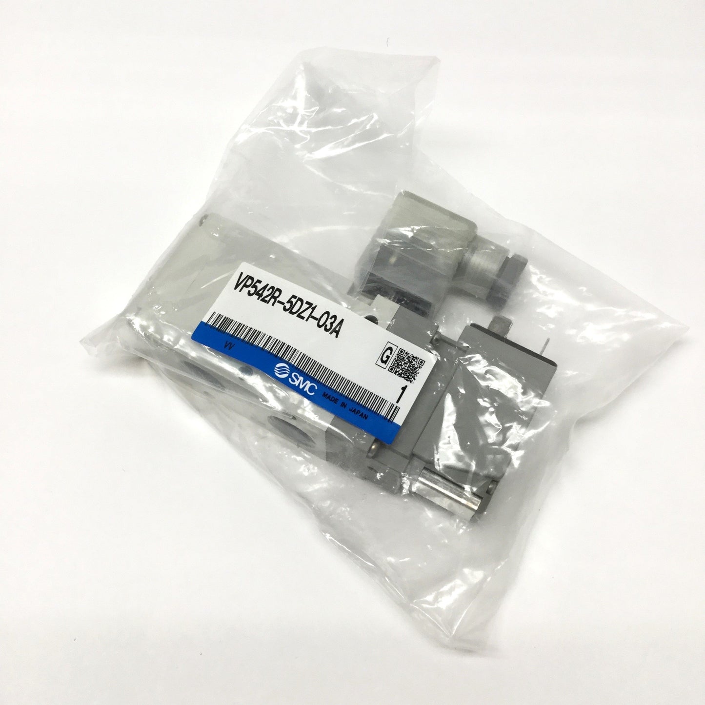 New SMC VP542R-5DZ1-03A Pilot Solenoid Valve, 3-Port 2-Position, 24VDC, Rc 3/8"