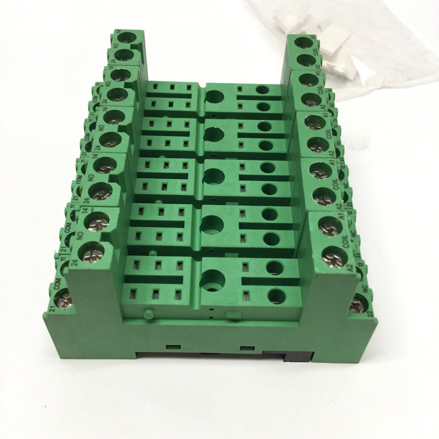 New – Open box Lot of 5 Phoenix Contact PR1-BSC2/2X21 2833518 Relay Base Sockets, 300V 12A