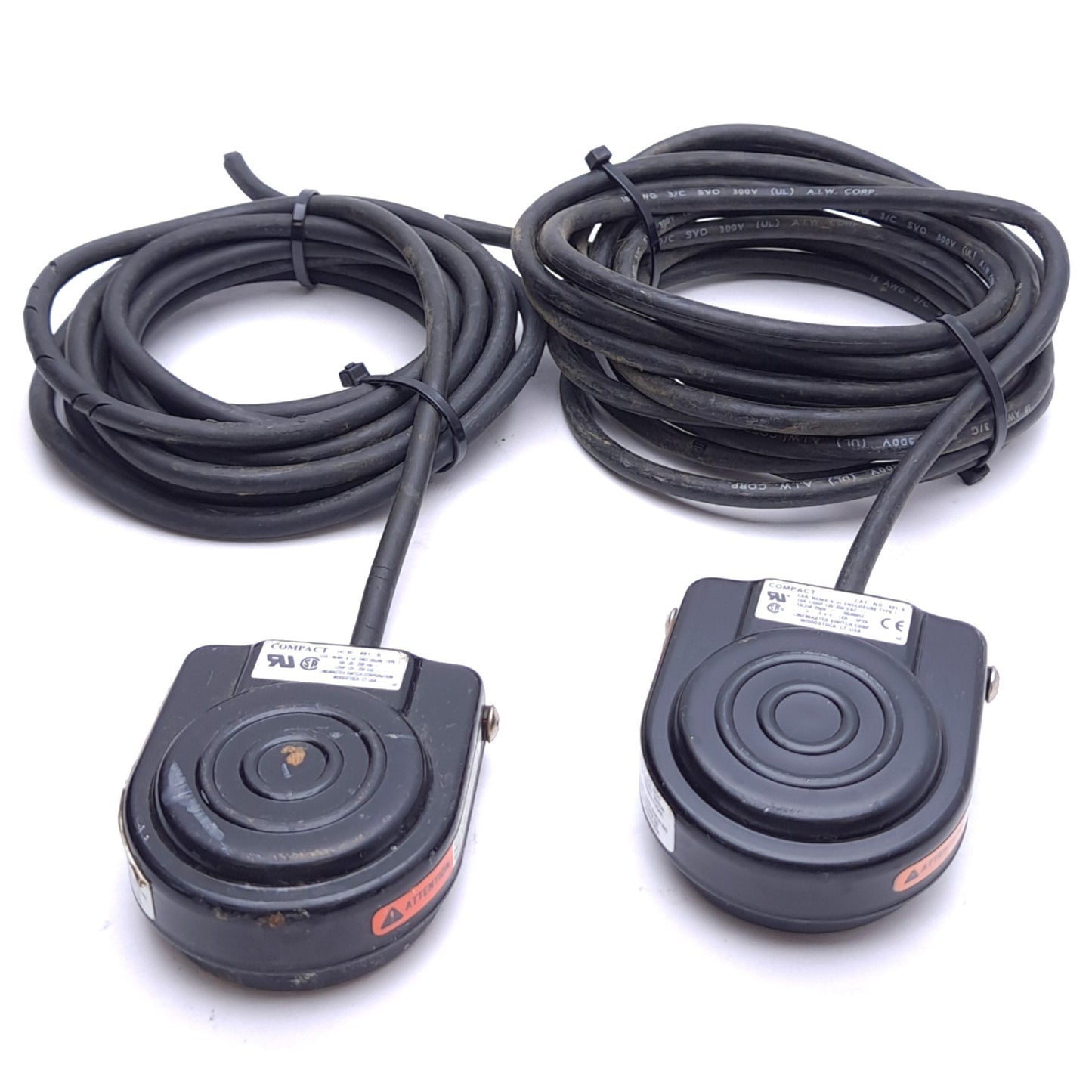 Used Lot of 2 Linemaster 491-S Compact Momentary Foot Switch, 10A 125-250VAC