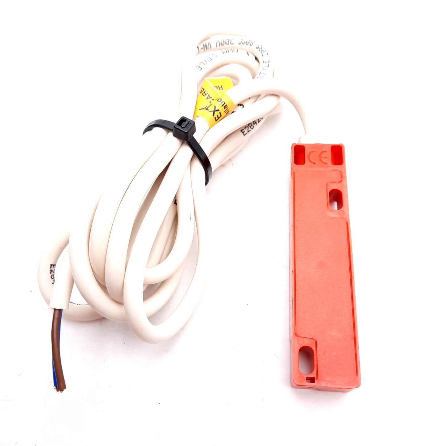 Used Allen Bradley 440N-G02044 Guardmaster Ferrogard Safety Switch, NC, 24VDC 1A