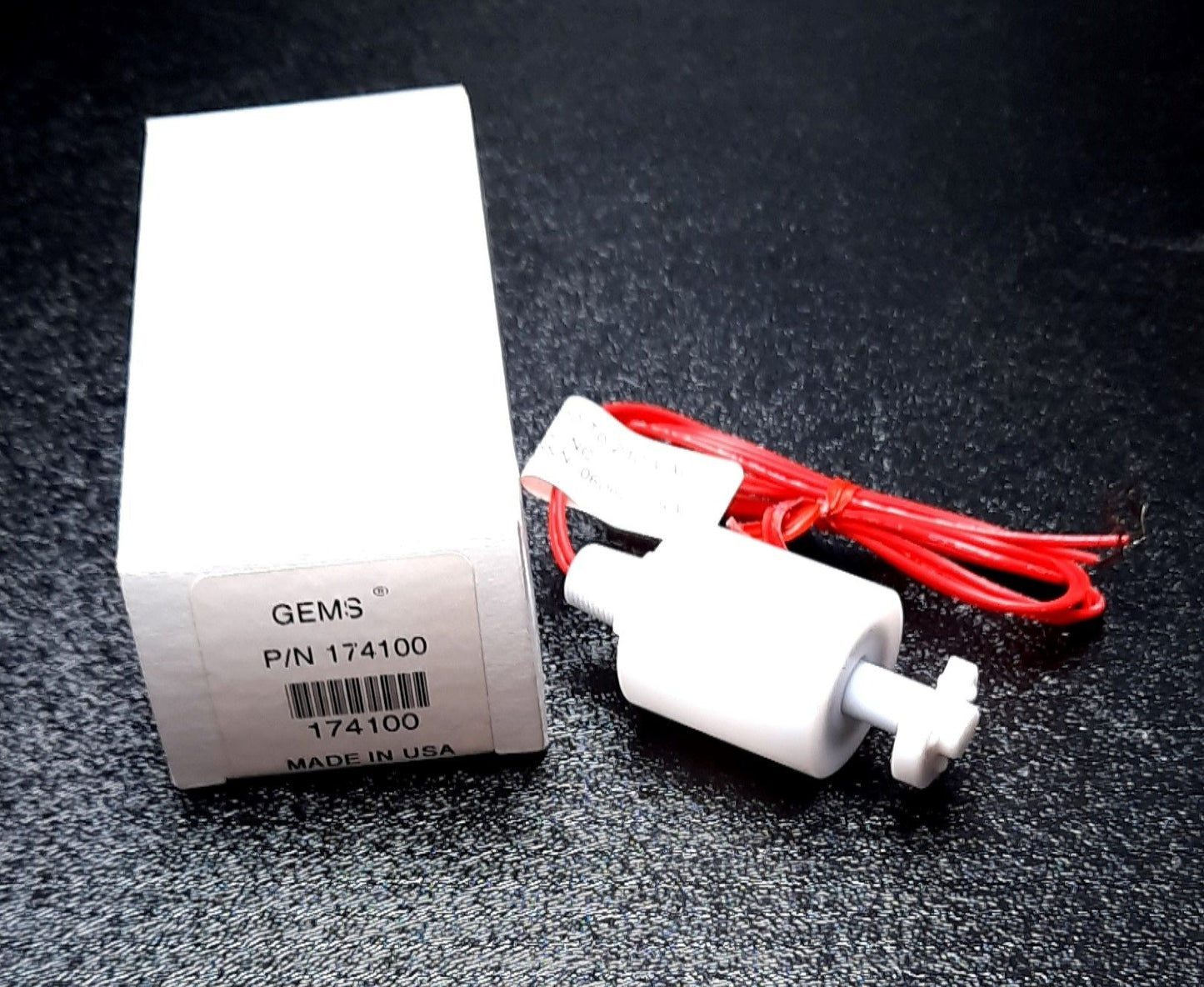 New Gems 174100 LS-1700TFE Series Level Switch Teflon N.O SPST 20VA 1/8" NPT Male